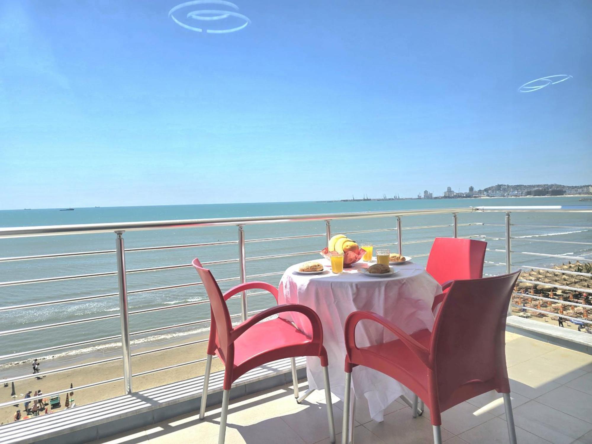Sea View Apartments In Дуррес Екстер'єр фото