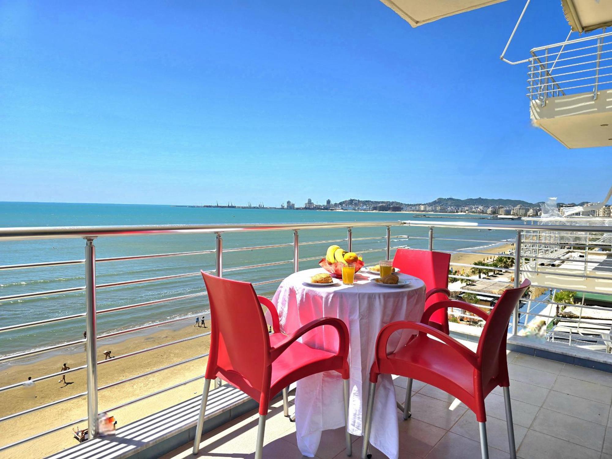 Sea View Apartments In Дуррес Екстер'єр фото